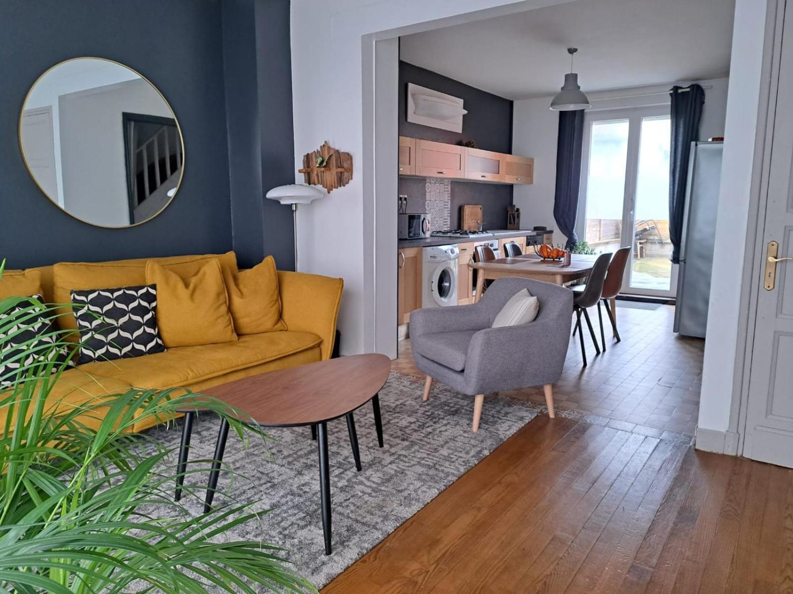 Housse Maison Face Holiday home